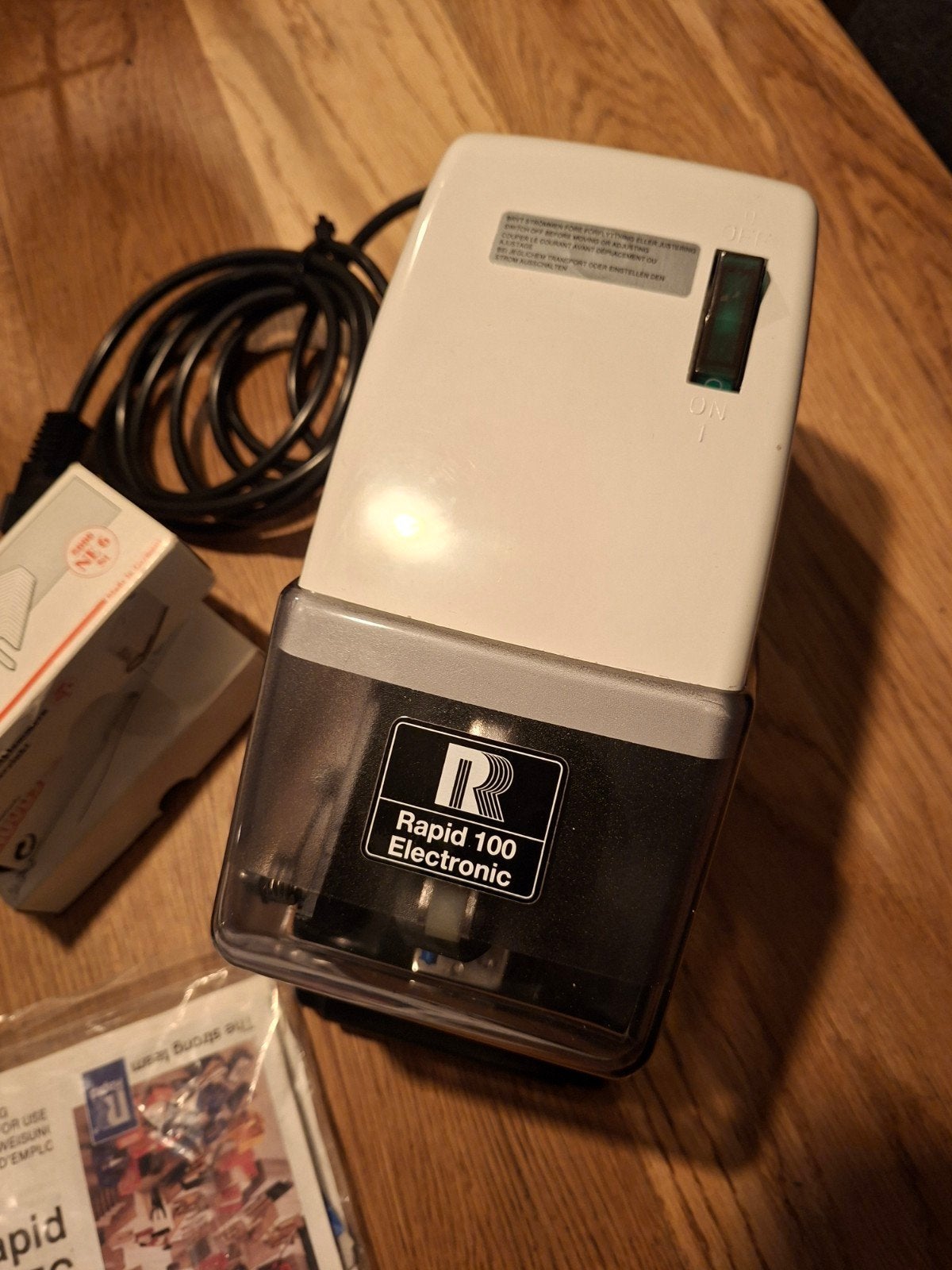 Rapid 100 Electronic nietmachine, Diversen, Ophalen of Verzenden, Gebruikt