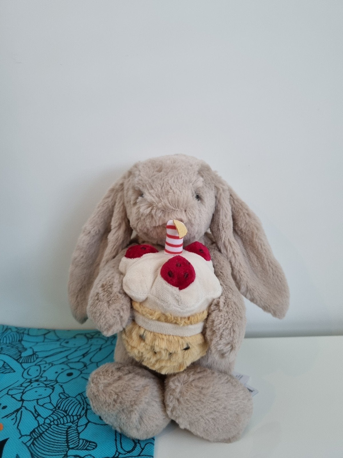 Jellycat Bashful Beige Bunny 'Birthday', Jellycat, Ophalen of Verzenden, Bruin, Konijn