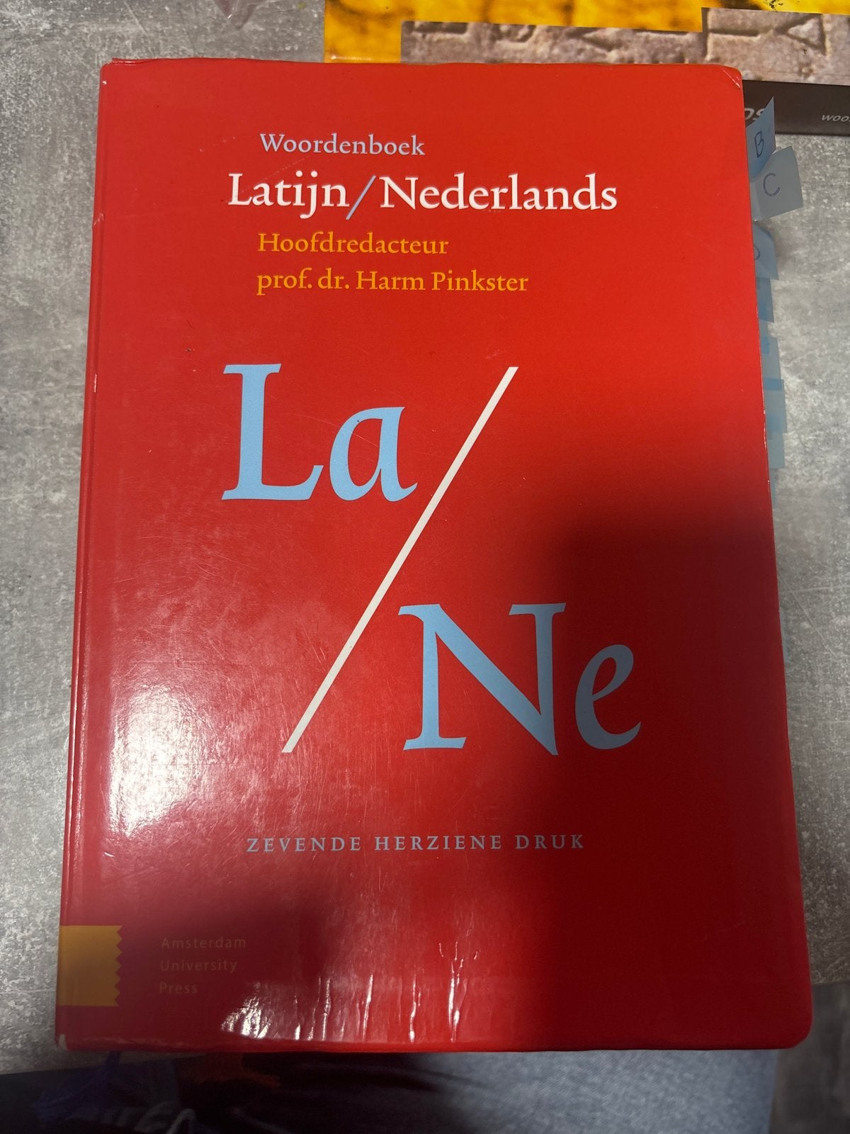 Woordenboek Latijn/Nederlands - Zevende Herzien Druk, Boeken, Ophalen of Verzenden, Zo goed als nieuw, Overige uitgevers, Latijn
