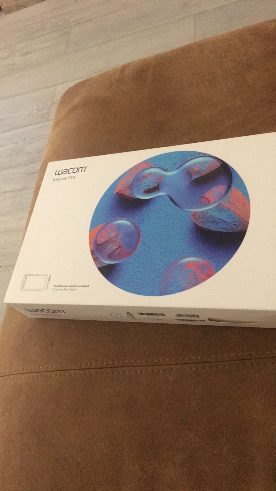 Wacom intuos pro nieuwe in de doos, Computers en Software, Tekentablets, Ophalen of Verzenden, Zo goed als nieuw