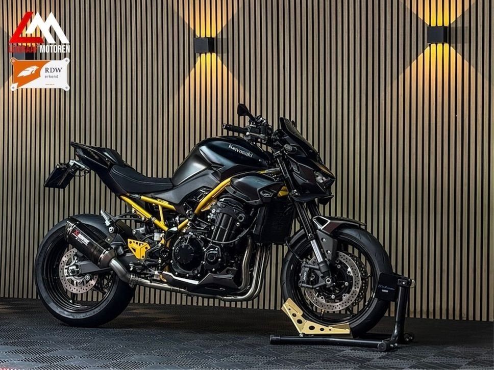 KAWASAKI Z900 PERFORMANCE - Volledige Akrapovic - VOL OPTIE