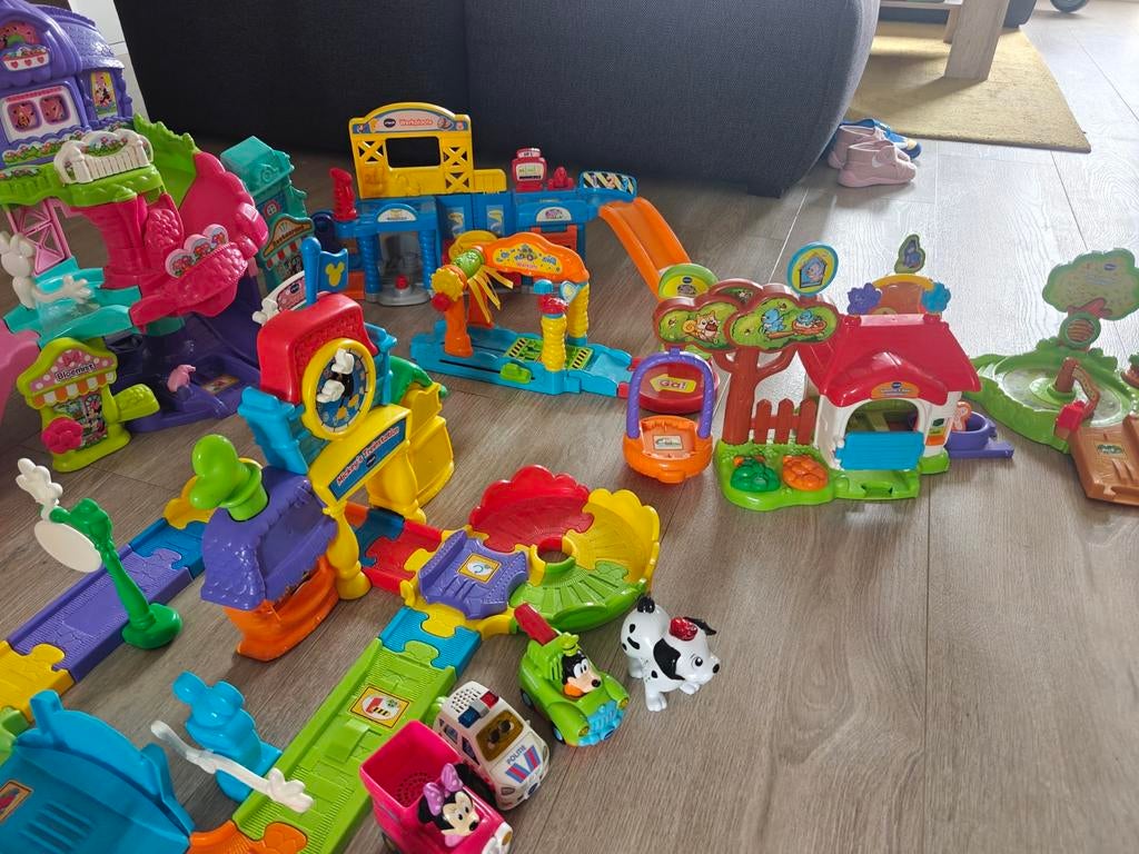Grote Vtech Toet Toet Auto's set met veel extra's, Ophalen of Verzenden, Zo goed als nieuw, 2 tot 4 jaar