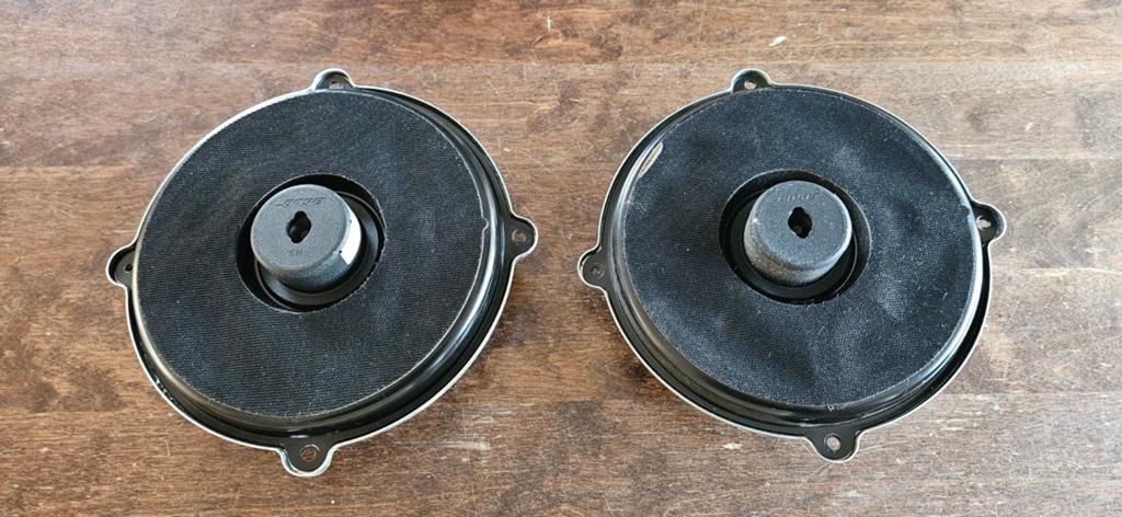 Bose deurspeakers Mazda MX-5 NC2, Ophalen