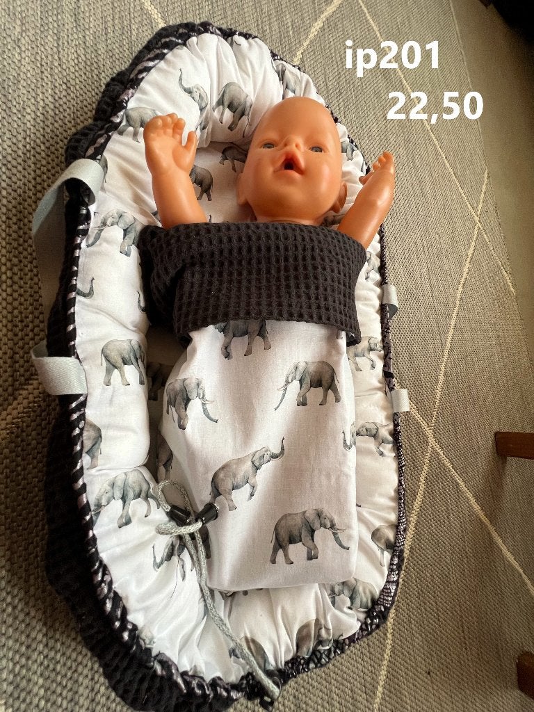 Poppenkleertjes baby born. Babynesje olifant.Opbrengst KiKa., Ophalen, Nieuw, Babypop