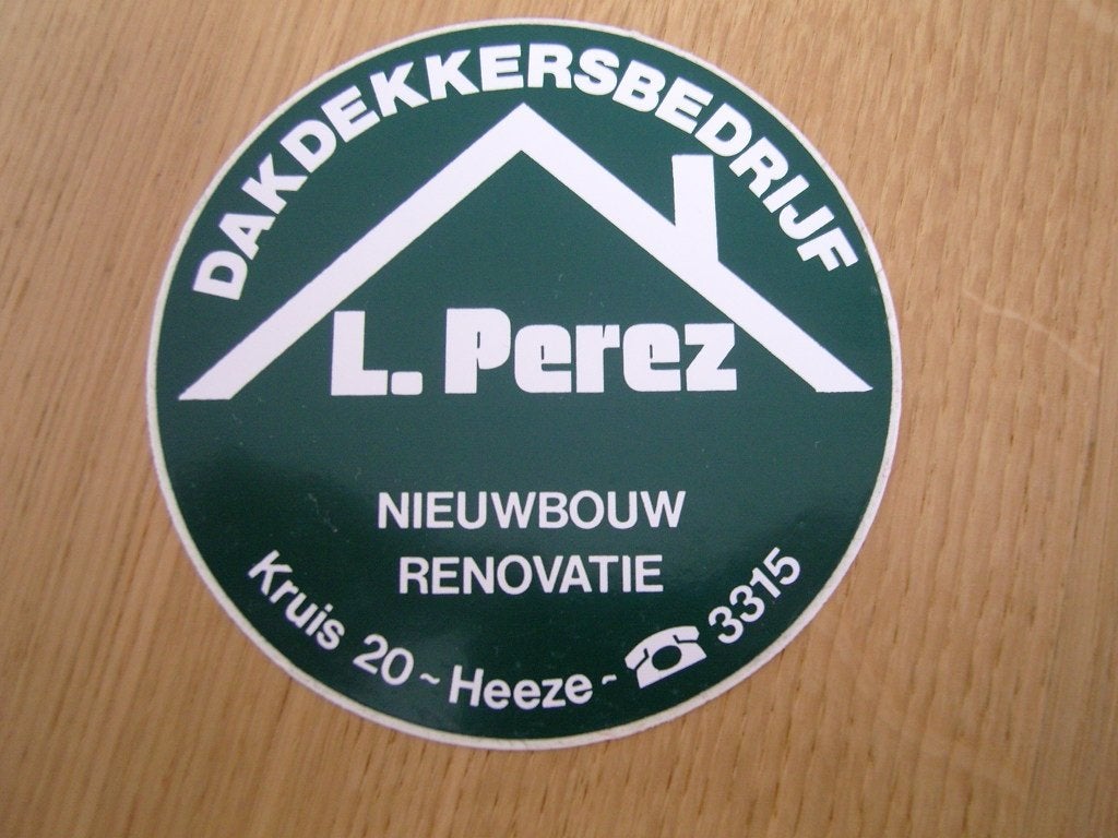 sticker Heeze L. PEREZ Dakdekkersbedrijf Kruis 20, Ophalen, Zo goed als nieuw