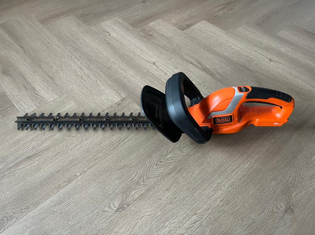 Black en decker heggeschaar 18v, Tuin en Terras, Ophalen of Verzenden, Accu