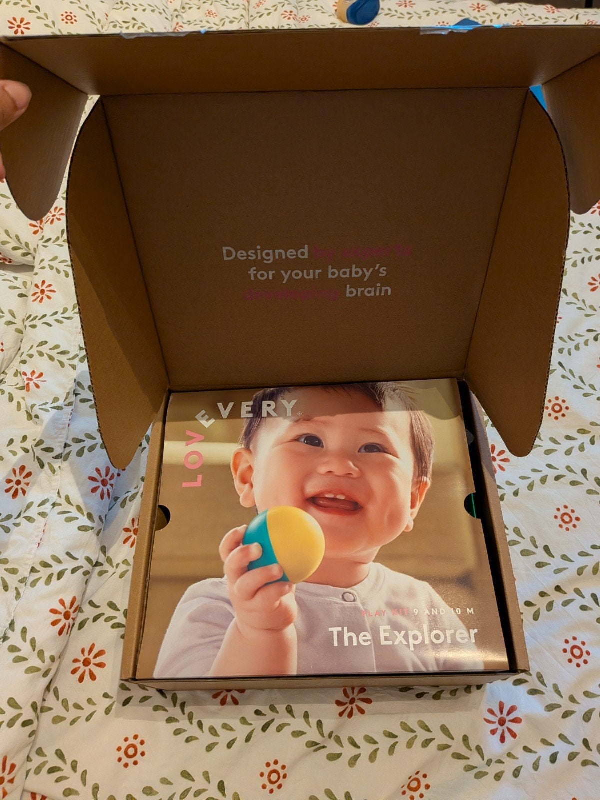 Lovevery The Explorer Play Kit (9-10 maanden), Ophalen of Verzenden, Zo goed als nieuw, Overige typen