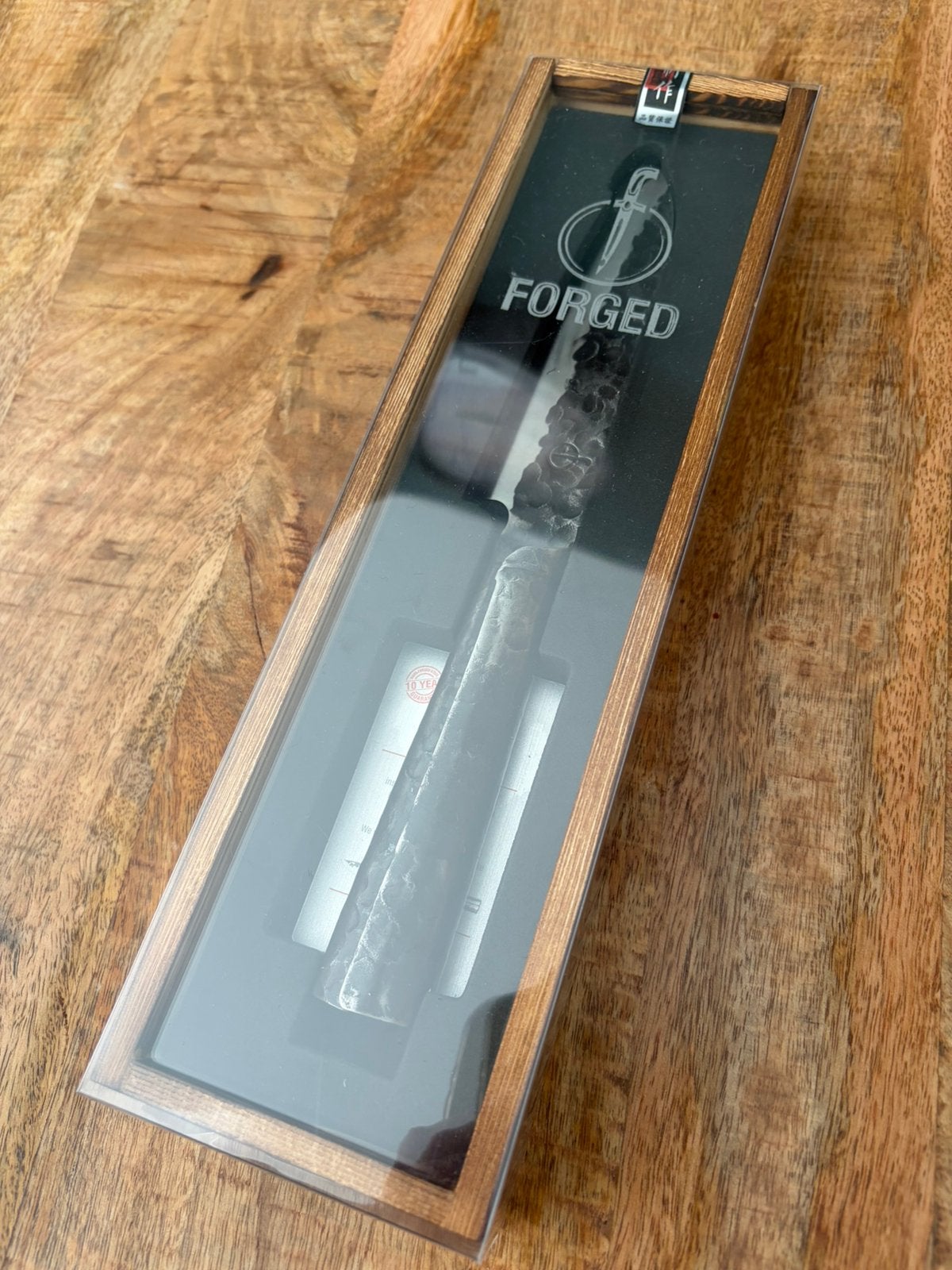 Forged Brute Santoku koksmes in houten geschenkdoos, Overige typen, Nieuw, Ophalen of Verzenden, Zwart