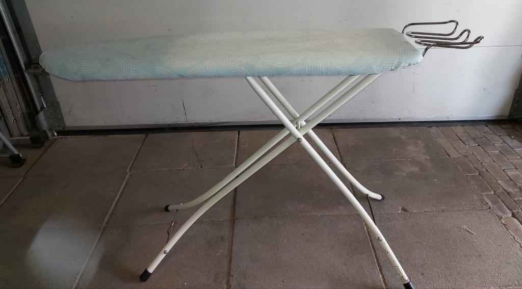 Vintage Strijkplank Jaren '60 met Houten Plank en Dik Vilt, Ophalen of Verzenden, Gebruikt