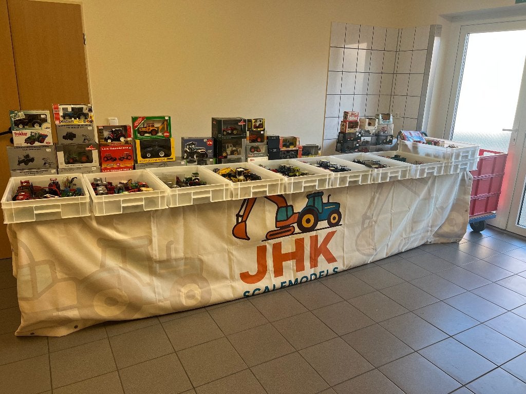 Landbouw en grondverzetmachine miniaturen, Hobby en Vrije tijd, Modelauto's | 1:32, Ophalen, Zo goed als nieuw, Tractor of Landbouw