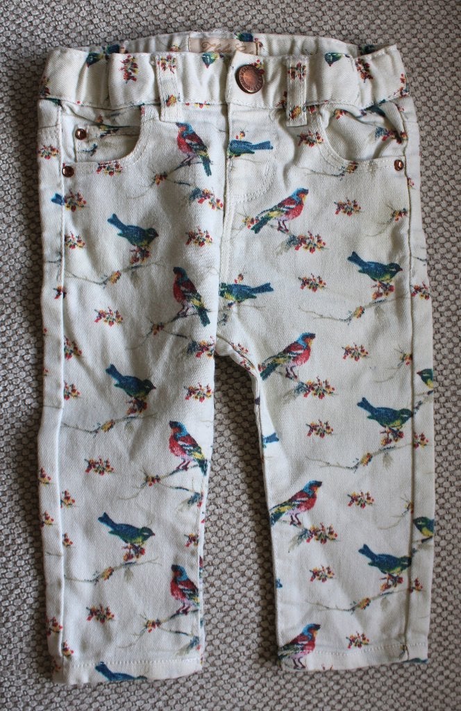 Broek van Zara 68, Broekje, Meisje, Ophalen of Verzenden, Zo goed als nieuw