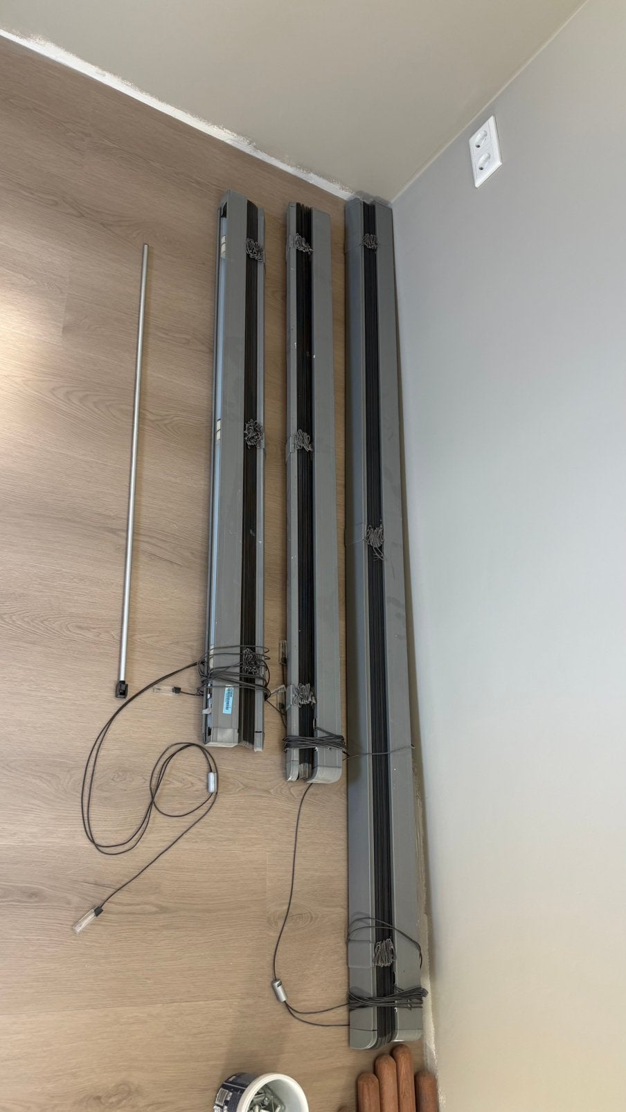 3x luxaflex lamellen grijs antraciet, Ophalen, Lamellen, Zo goed als nieuw, Grijs