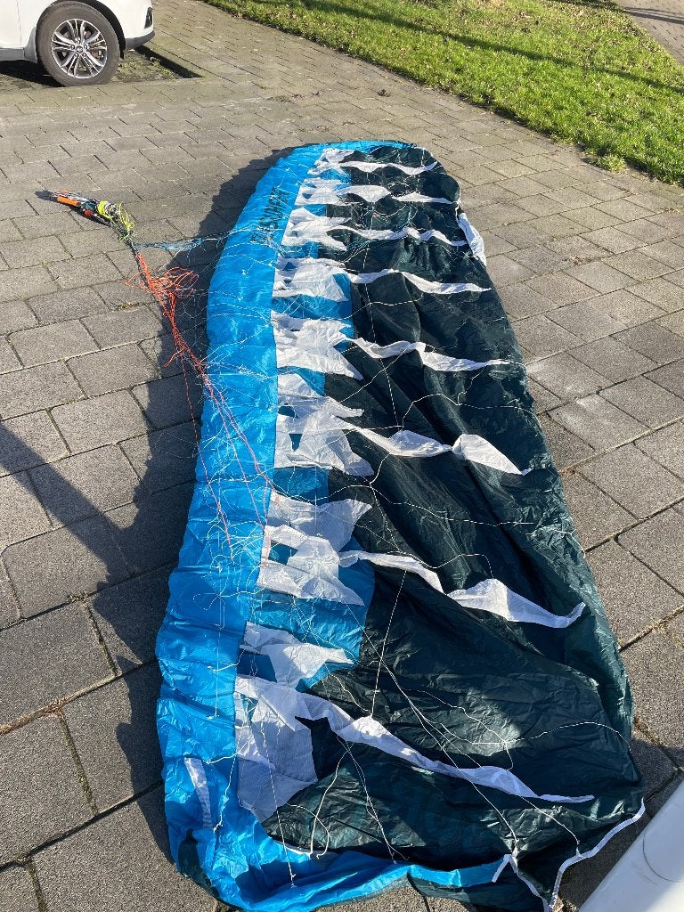 Flysurfer Peak 4 8m2 kite only, Gebruikt, 8 m², Geen board, Ophalen of Verzenden