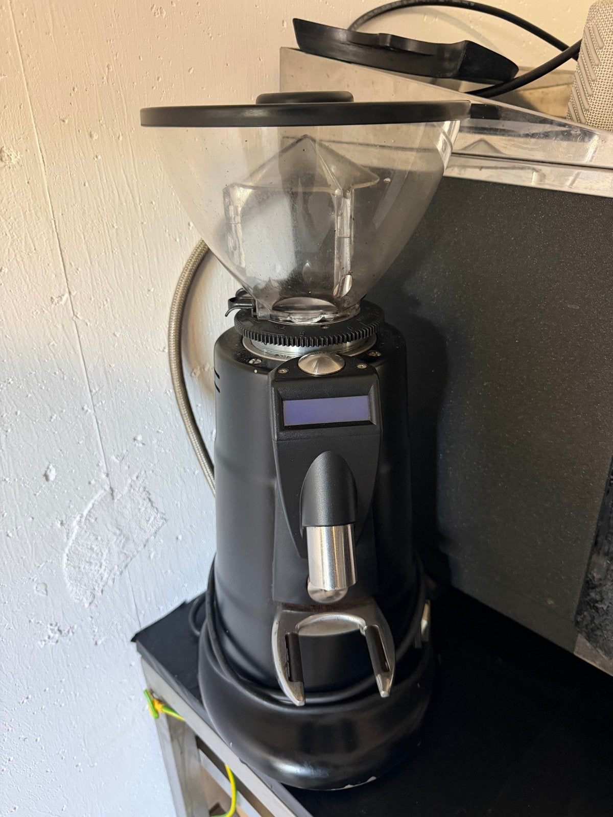 Macap M42D Digital On Demand Koffiemolen / Bonenmaler – Zwar, Minder dan 1 liter, Ophalen, Zo goed als nieuw, 1 snelheid