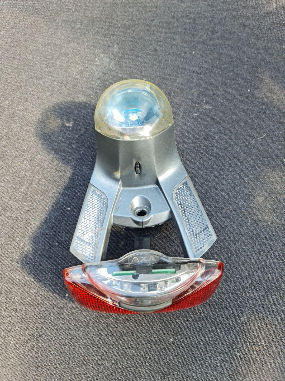 Voor en achterlicht van een electrische gazelle fiets., Ophalen of Verzenden, Achterlicht