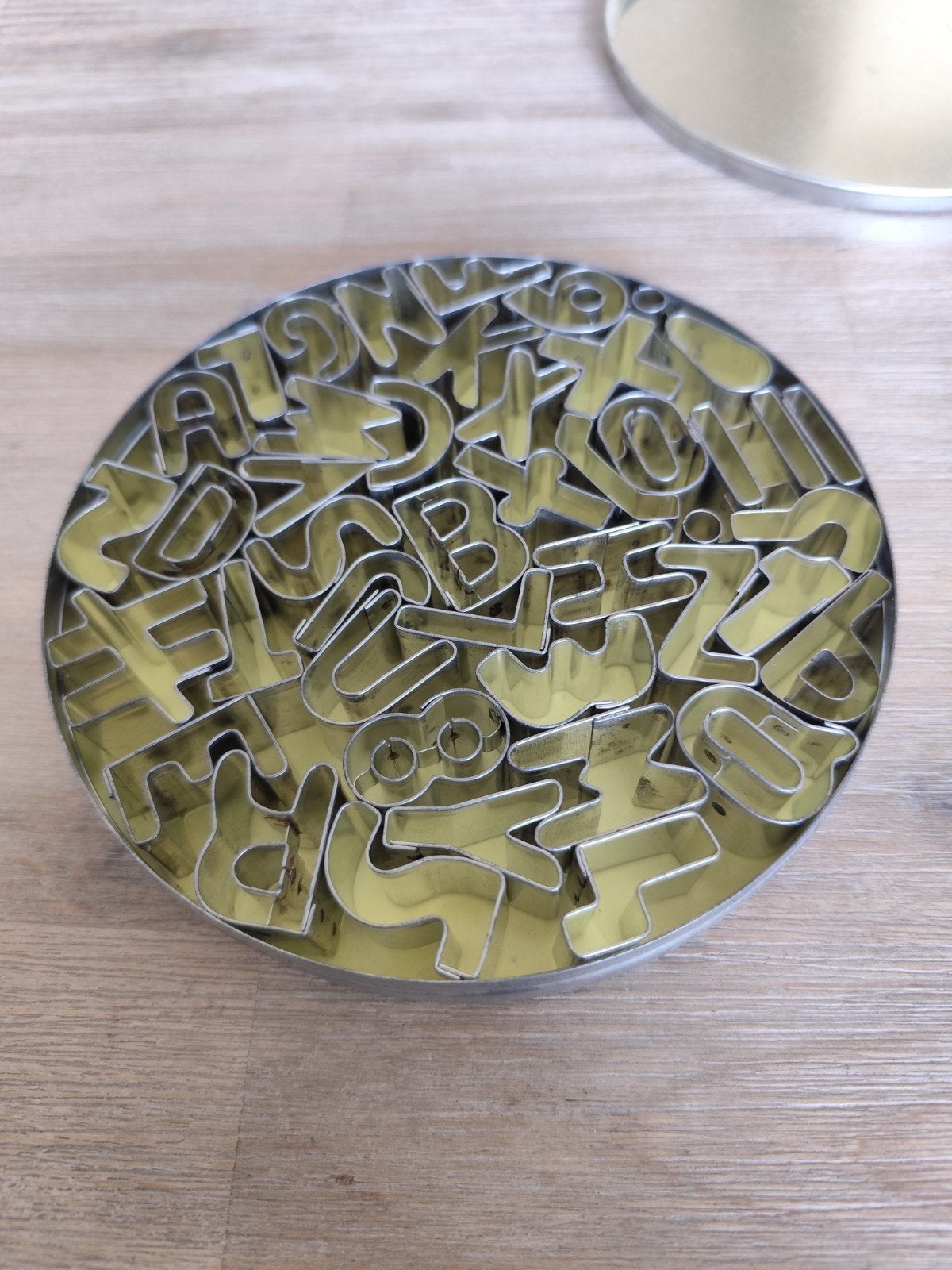 Cijfers en Letters Uitstekers in Blik, Ophalen of Verzenden, Gebruikt