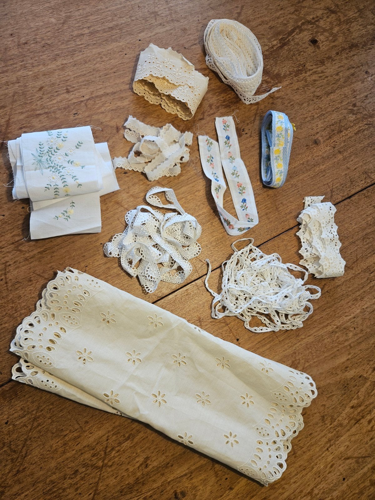 Diverse soorten en afmetingen kant, variërend tot 550 cm, Hobby en Vrije tijd, Stoffen en Lappen, Wit, 200 cm of meer, Ophalen of Verzenden