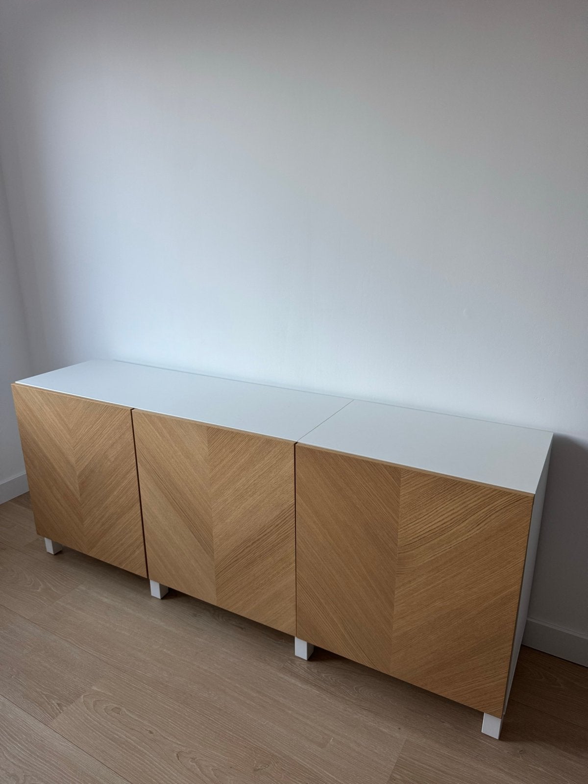 IKEA Bestå dressoir wit met deuren eikenfineer, Ophalen, 150 tot 200 cm, Eikenhout, Zo goed als nieuw