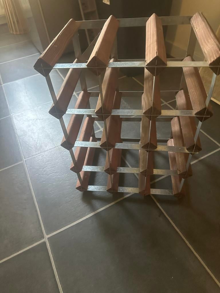 Wijnrek van hout en metaal, Huis en Inrichting, Woonaccessoires | Wijnrekken, Gebruikt, Ophalen of Verzenden, Hout, 5 tot 15 flessen
