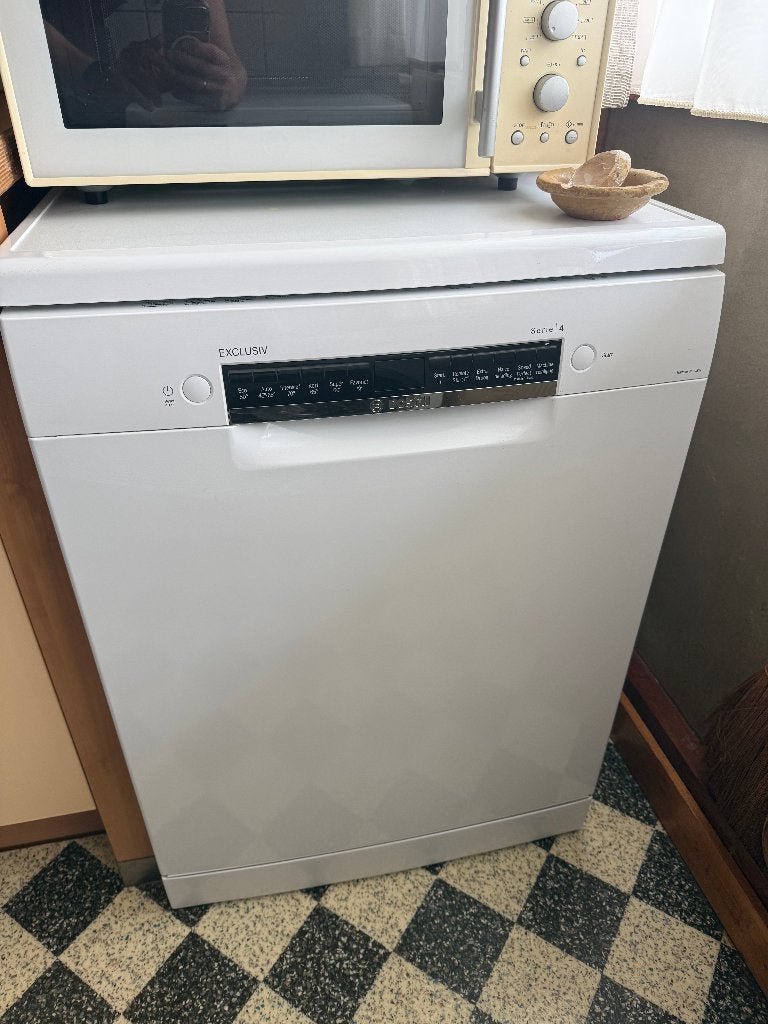 Bosch Exclusiv Serie 4 vrijstaande vaatwasser. Goede staat., Ophalen, Minder dan 85 cm, Zo goed als nieuw, Energieklasse A of zuiniger