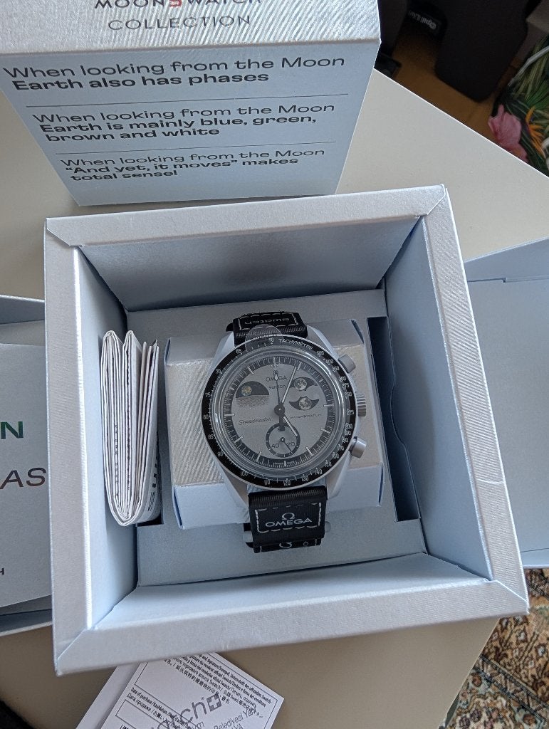 Swatch MoonSwatch Omega X Mission to Earthphase, Sieraden, Tassen en Uiterlijk, Horloges | Heren, Kunststof, Polshorloge, Swatch