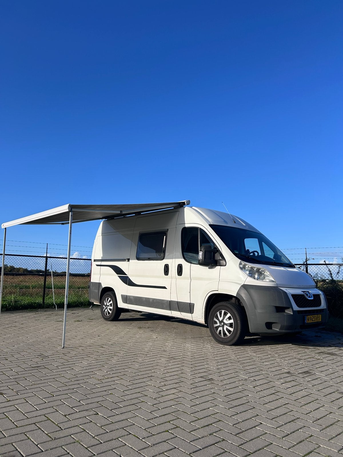 Prachtige buscamper met airco en verwarming., Chemisch toilet, Buscamper of Camperbus, Tot en met 2, Particulier