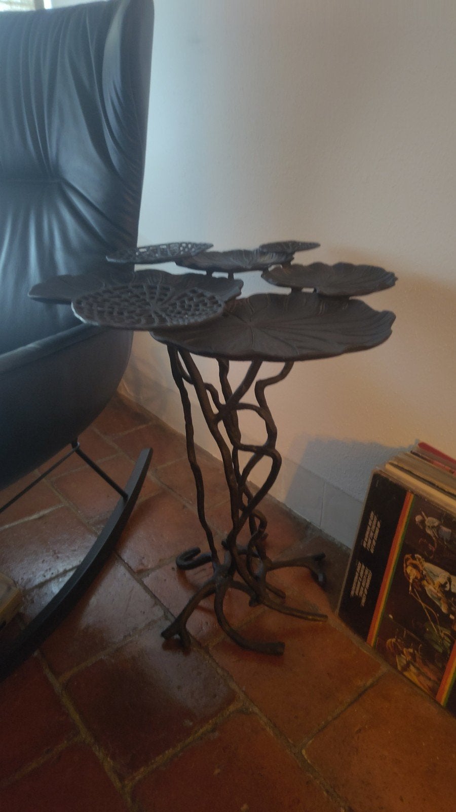 Waterlelie Bijzettafel - Gegoten Aluminium Zwart, Gebruikt, Organisch, Natuurlijk, Artistiek, Metaal of Aluminium, 55 tot 75 cm