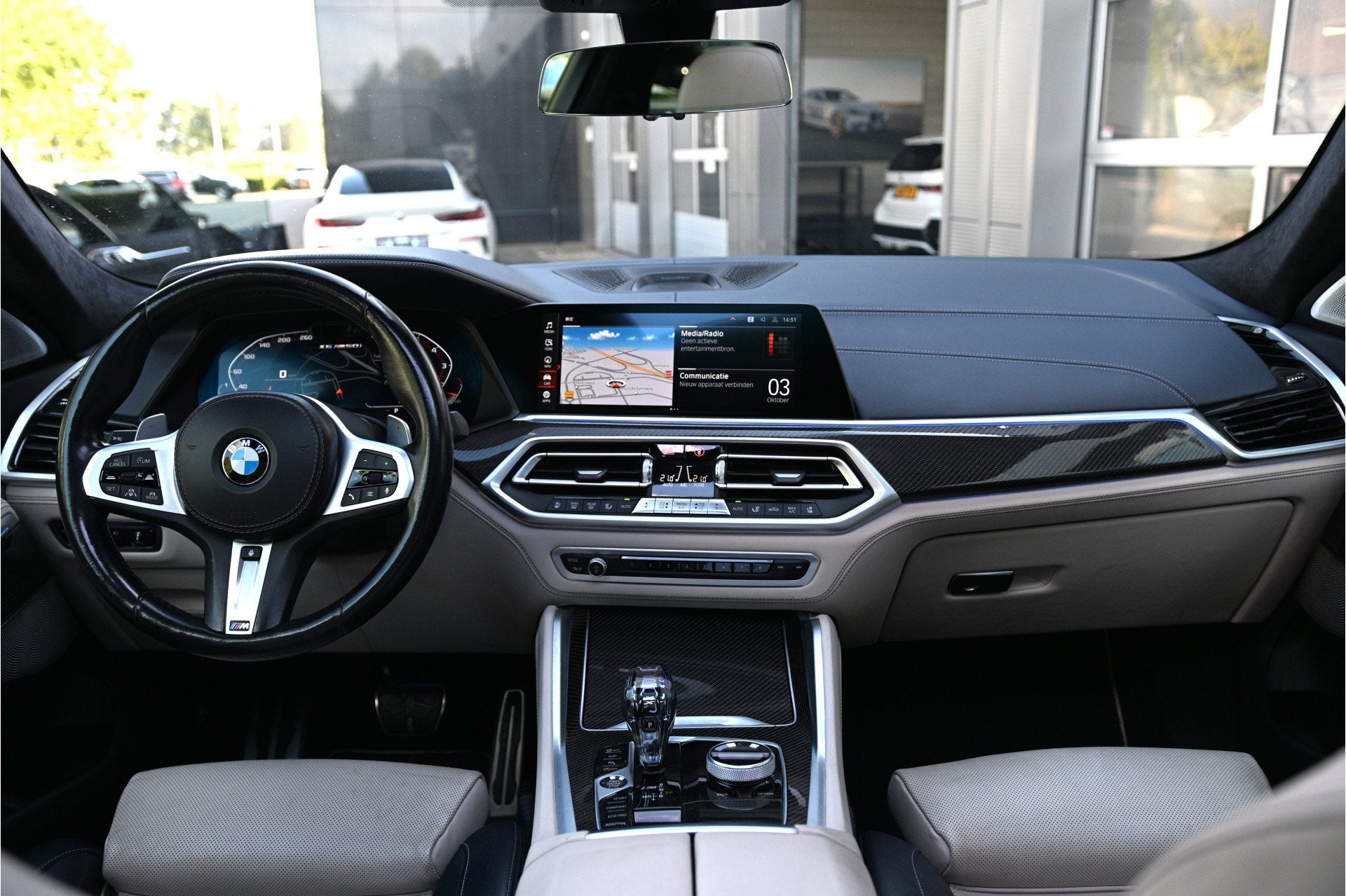 BMW X6 M50i High Executive Automaat / Panoramadak Sky Lounge, Auto's, Dealer onderhouden, Gebruikt, 4395 cc, Vierwielaandrijving
