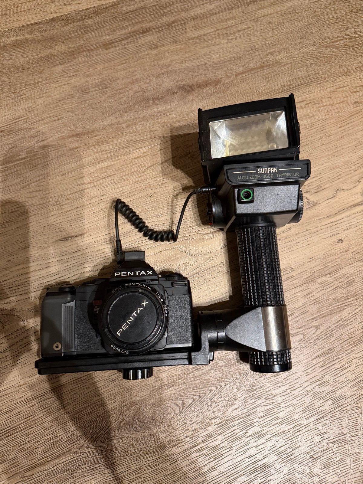 Pentax A3 spiegelreflexcamera met Sunpak flitser, Ophalen of Verzenden, Gebruikt, Spiegelreflex, Pentax