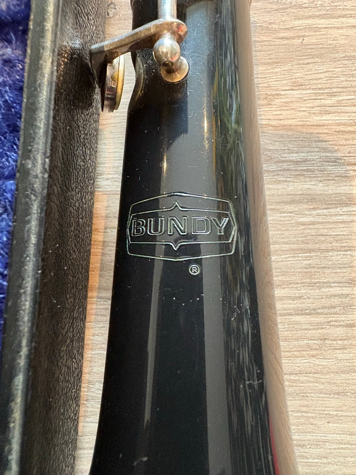 Bundy hobo met koffer, Ophalen, Zo goed als nieuw, Houtblazer, Met koffer of draagtas