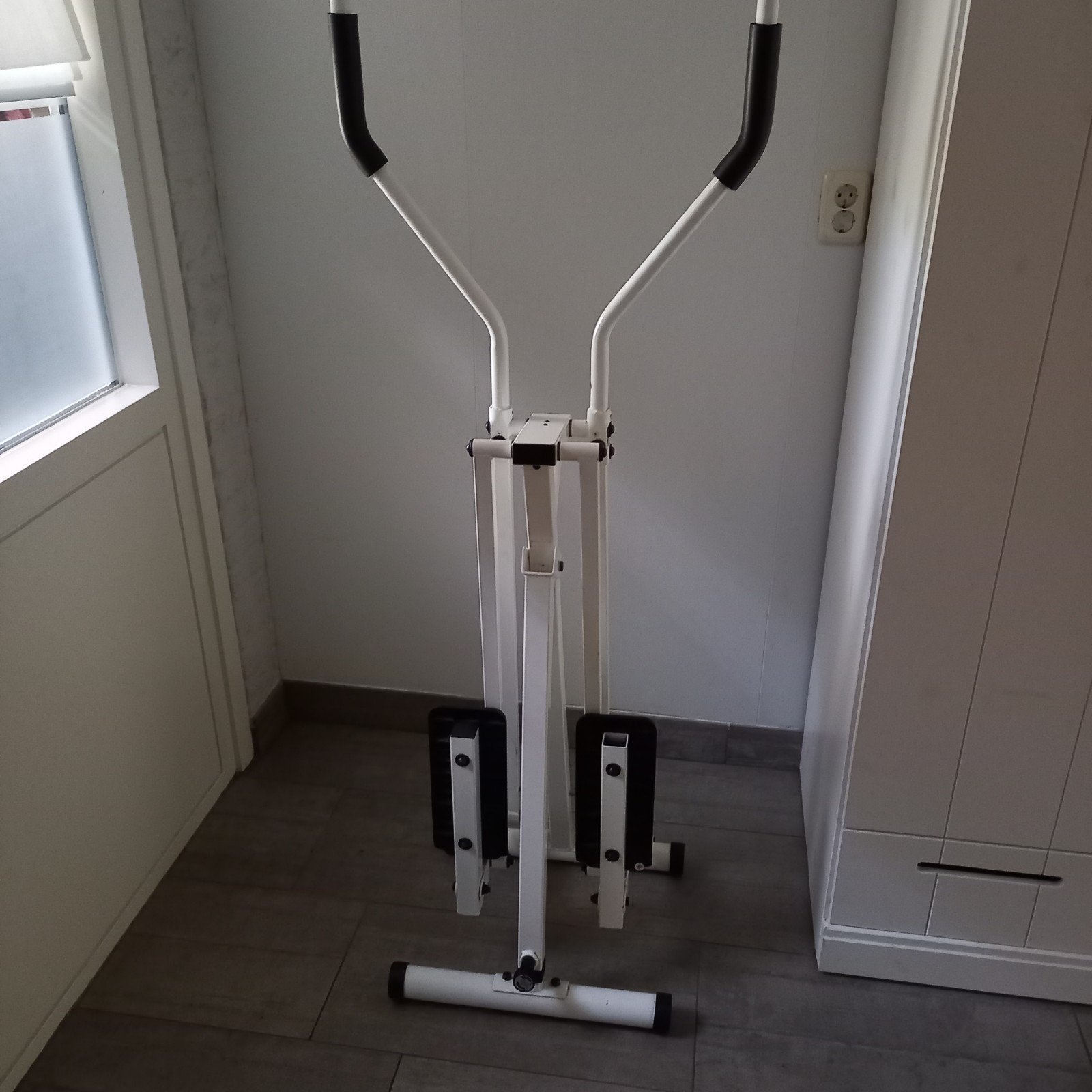 Compact step/loop apparaat voor thuisworkouts, Ophalen