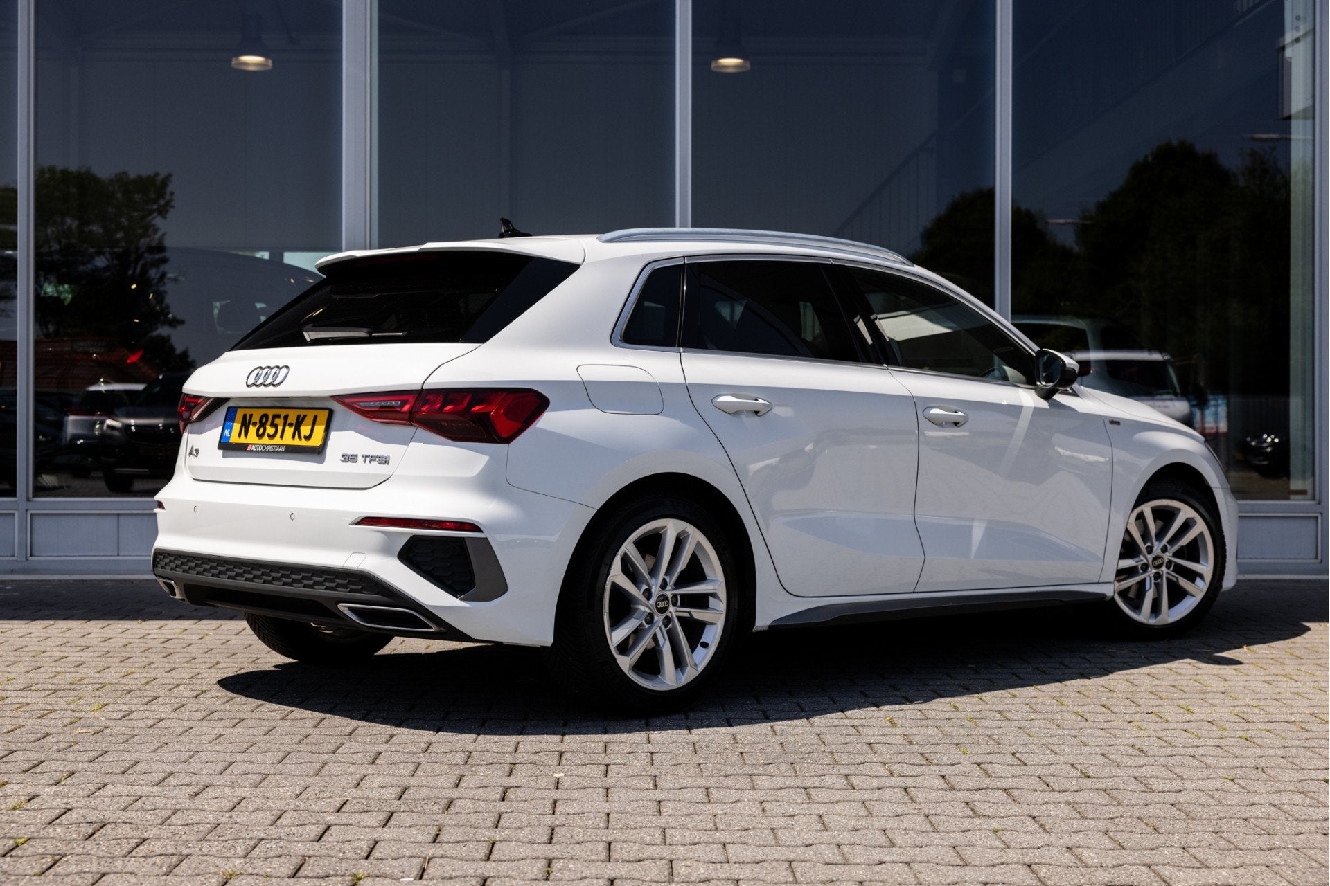 Audi A3 Sportback 35 TFSI S-Line | Carplay | Stoelver. | Par, Auto's, Audi, 12 maanden, Stof, 4 cilinders, Wit