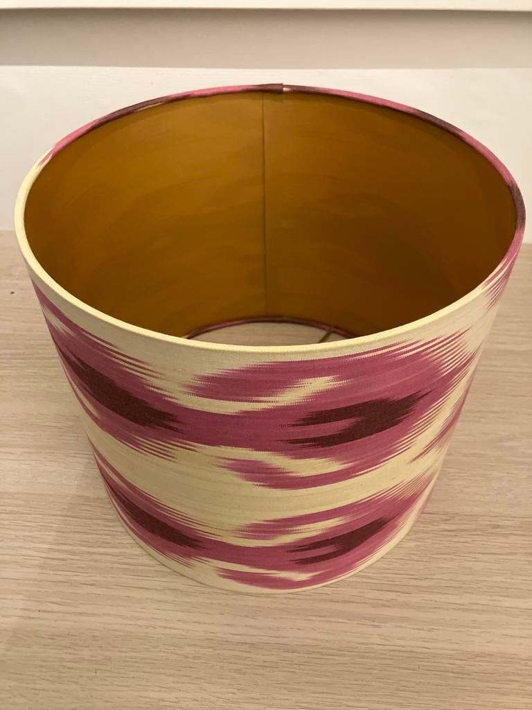 Stijlvolle Lampenkap met Roze/Paars Ikat Patroon, Huis en Inrichting, Ophalen, Rond, Zo goed als nieuw, Crème