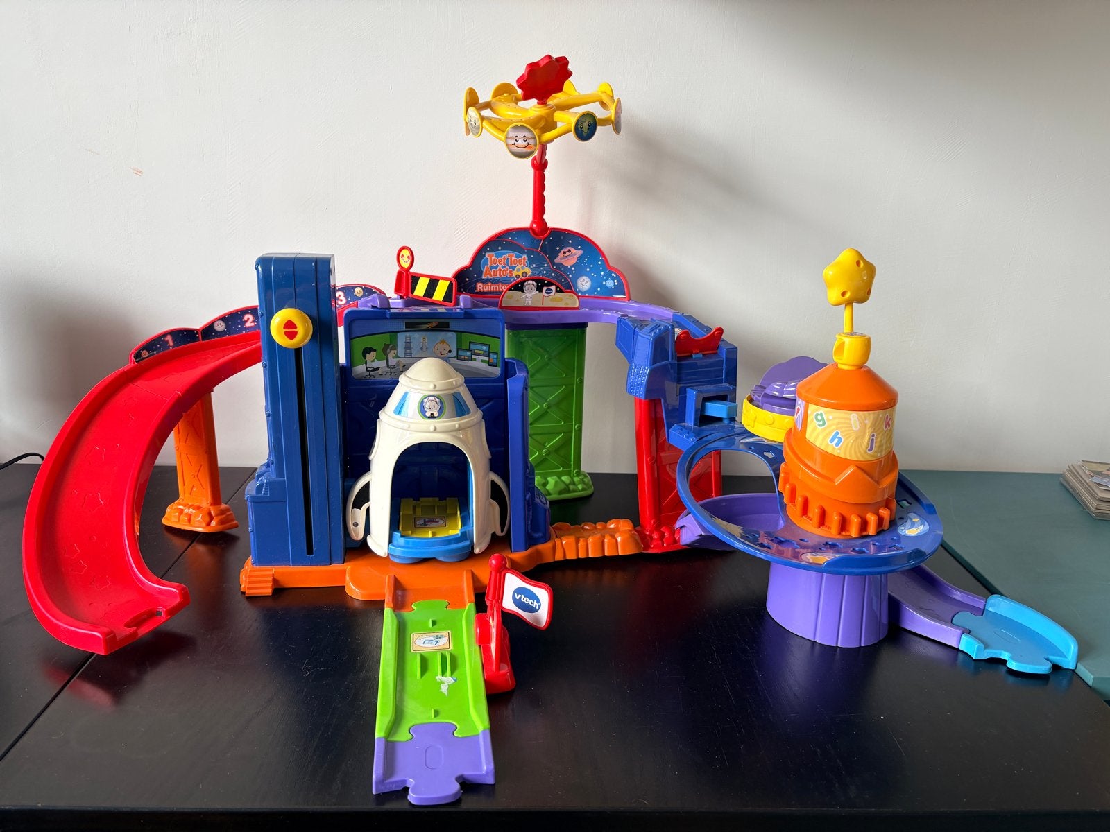 VTech Toet Toet Auto's Ruimtestation, Kinderen en Baby's, Speelgoed | Vtech, Ophalen, Gebruikt, 0 tot 6 maanden