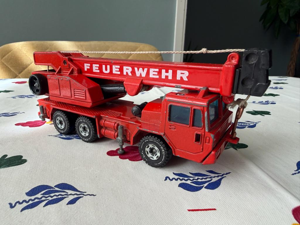 Siku 2914 Kraanwagen Feuerwehr - gebruikt, Ophalen of Verzenden, Gebruikt, Bus of Vrachtwagen