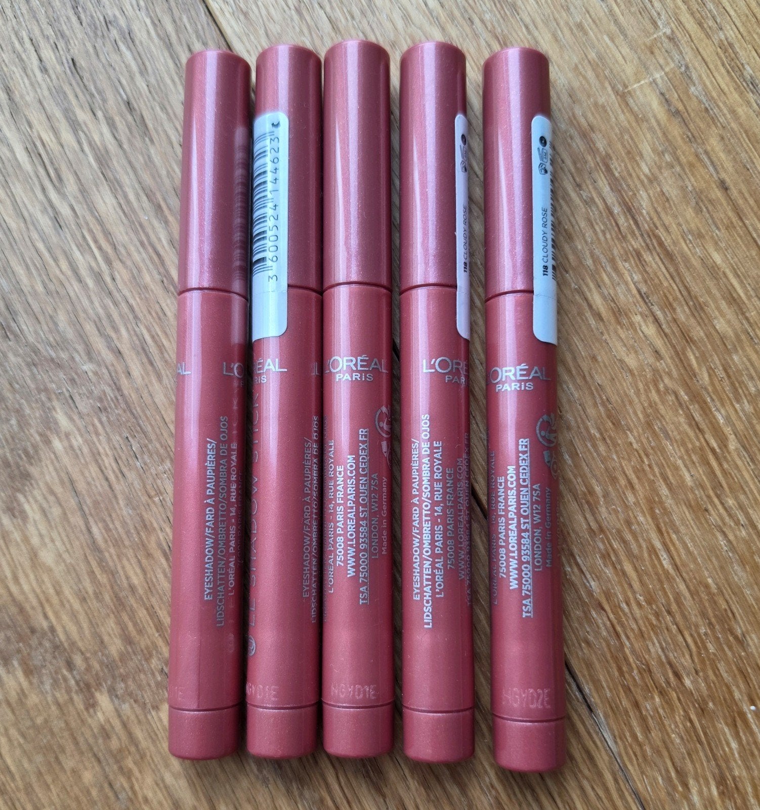 Nieuw! 5 x L'Oréal Paris 118 cloudy rose oogschaduw stick, Sieraden, Tassen en Uiterlijk, Uiterlijk | Cosmetica en Make-up, Nieuw