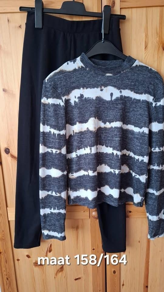 Joggingbroek en shirt maat 158 in mooie staat!, Ophalen of Verzenden, Zo goed als nieuw, Meisje, Broek