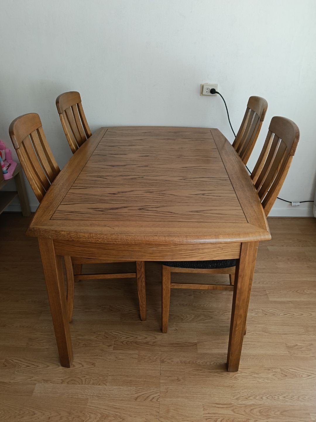Houten eettafel met 4 stoelen, Huis en Inrichting, Tafels | Eettafels, Gebruikt, 100 tot 150 cm, Klassiek, Vier personen