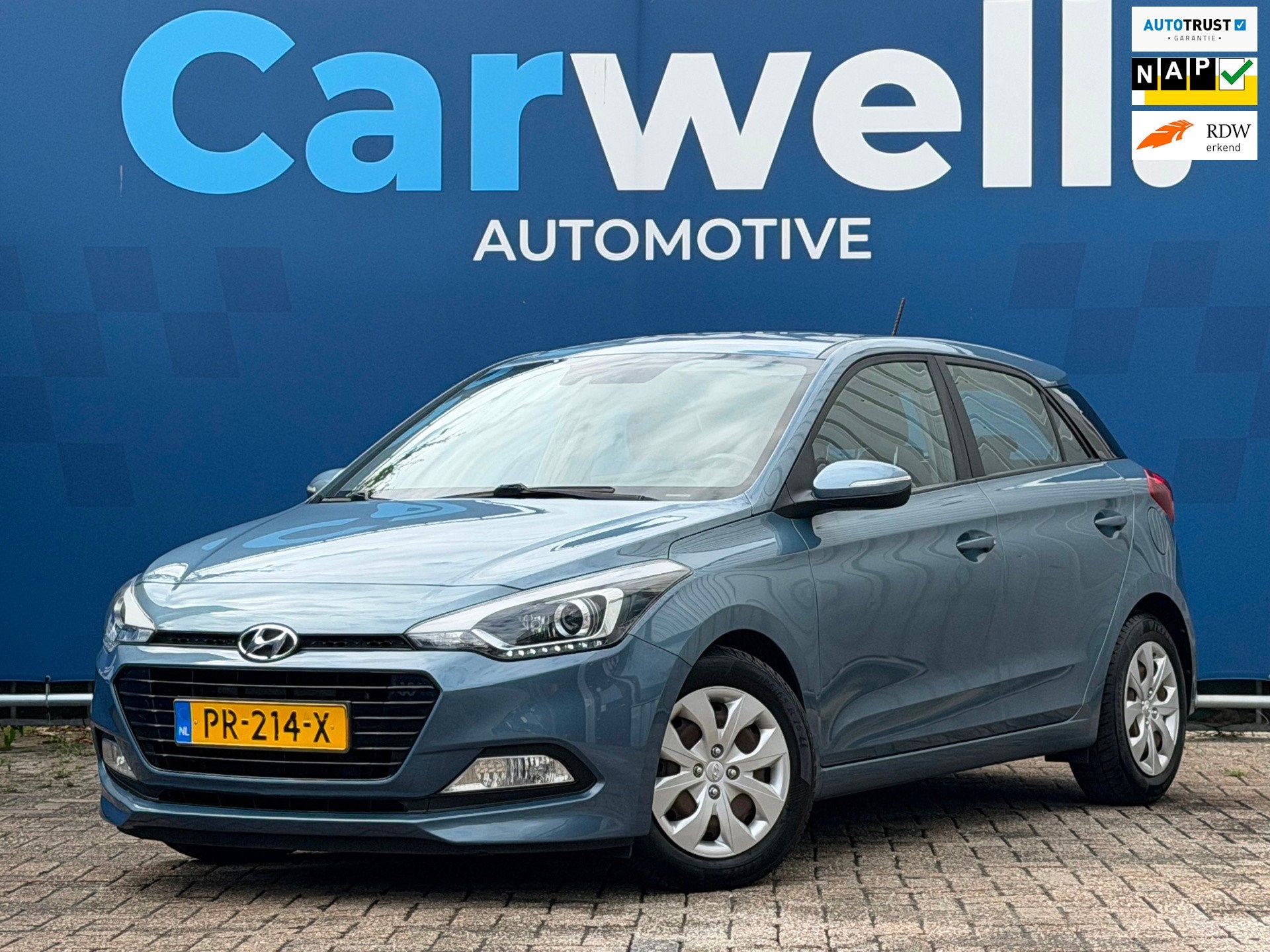 Hyundai I20 1.0 T-GDI Comfort|2e Eigenaar|Climate|Cruise|Nav, Voorwielaandrijving, Blauw, 100 pk, 23 km/l