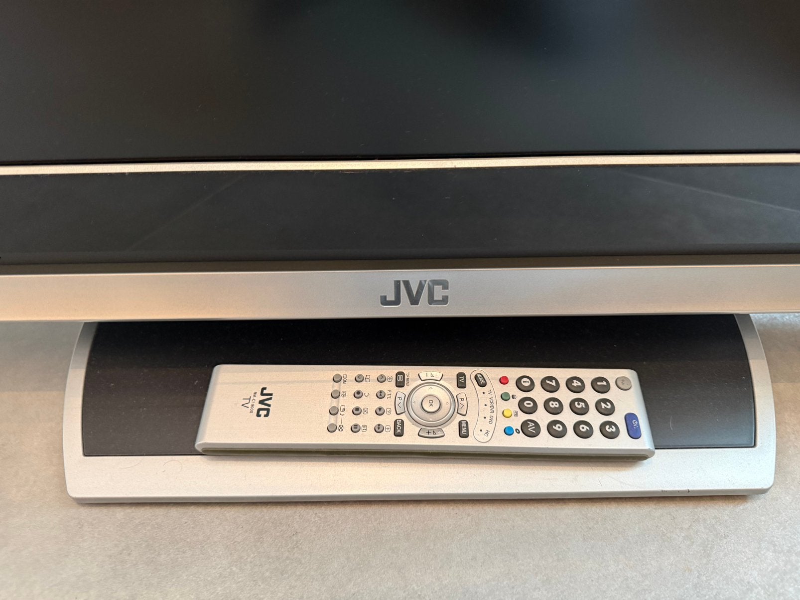 JVC 32” tv scherm, Audio, Tv en Foto, Ophalen, Zo goed als nieuw, JVC