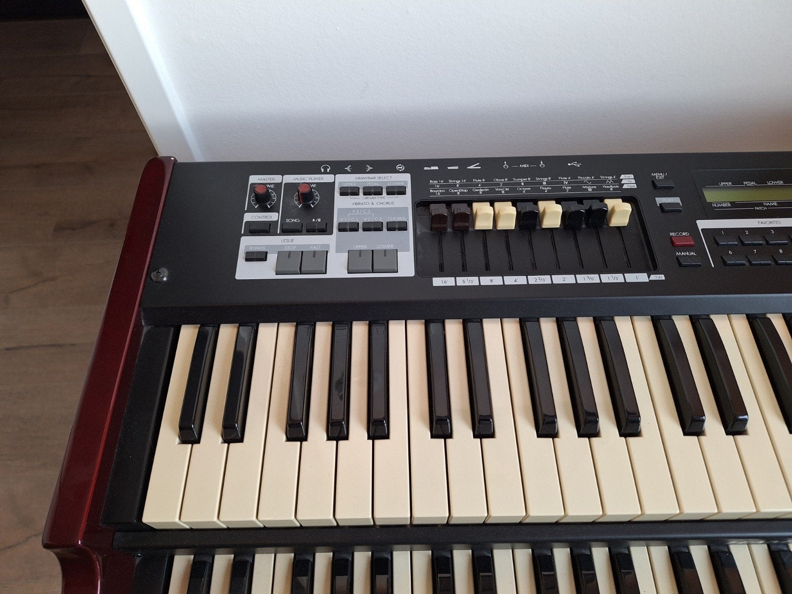 T.k. ZGAN Hammond SK2, Muziek en Instrumenten, Orgels, Ophalen of Verzenden, Zo goed als nieuw, 2 klavieren