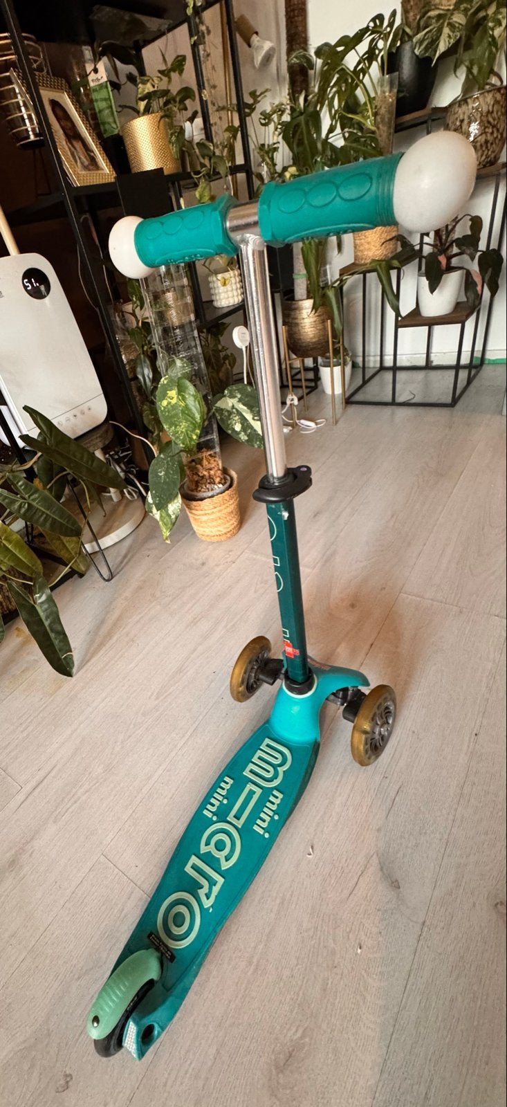 Micro Mini Step Deluxe: met lichtjes in wielen en handvaten, Ophalen, Gebruikt, Gewone step