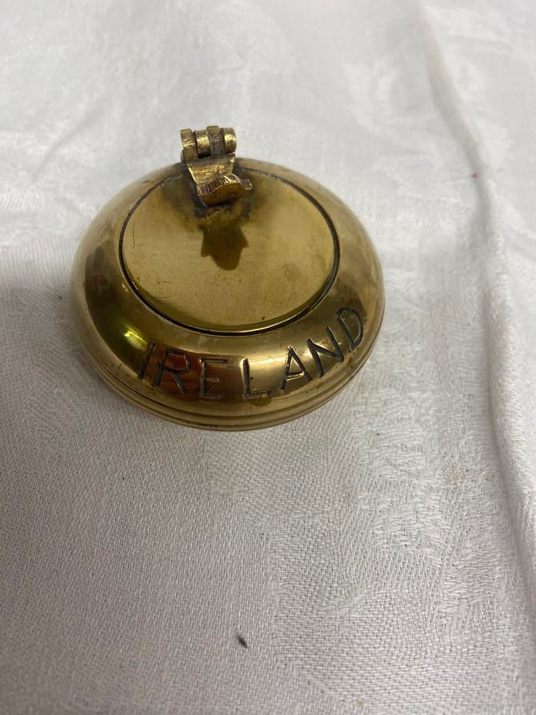 Vintage Messing reisasbakje Ireland, Verzamelen, Ophalen of Verzenden, Zo goed als nieuw, Asbak