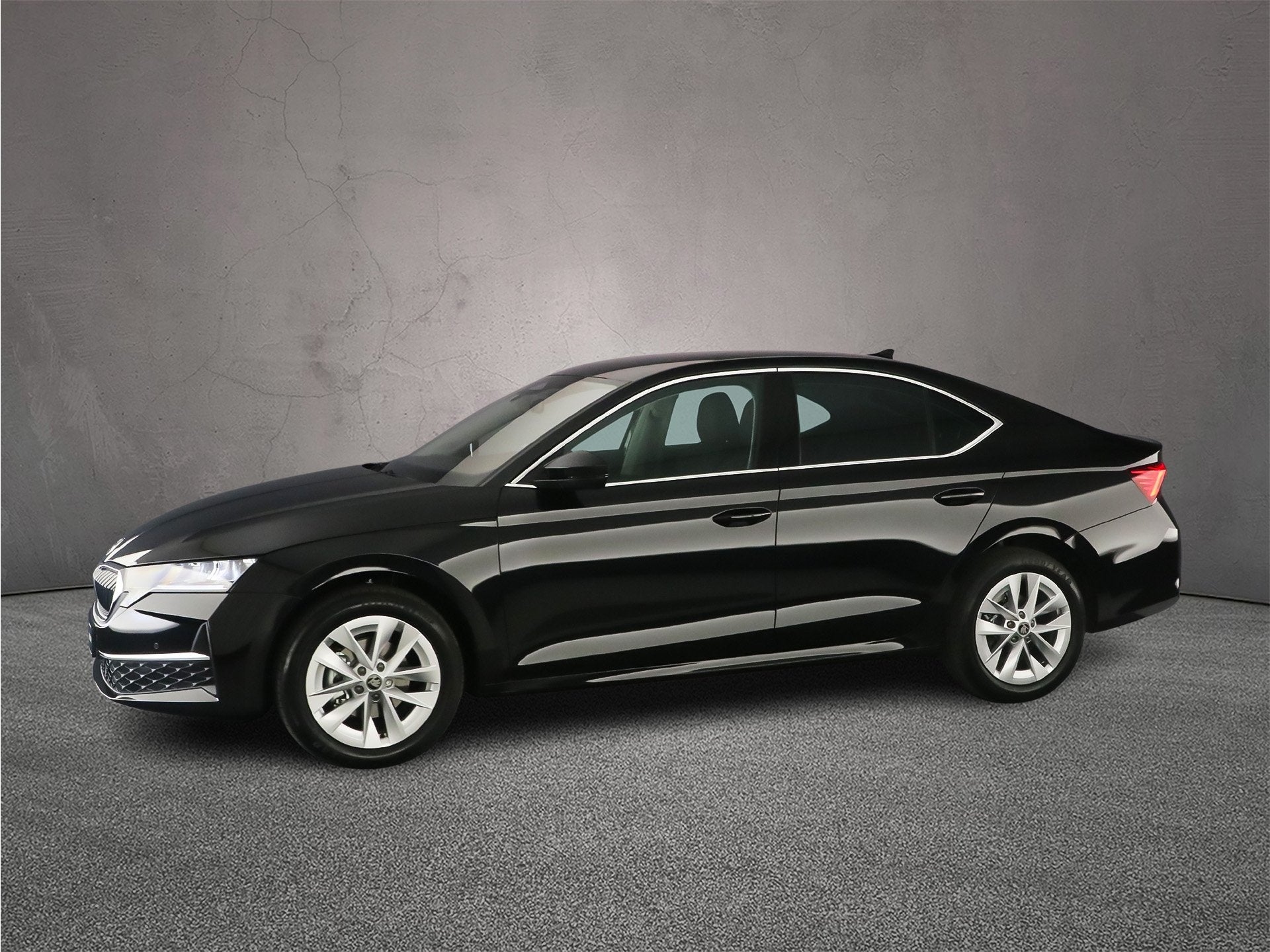 Skoda Octavia Hatchback, Auto's, Skoda, Euro 6, 4 cilinders, Zwart, Bedrijf