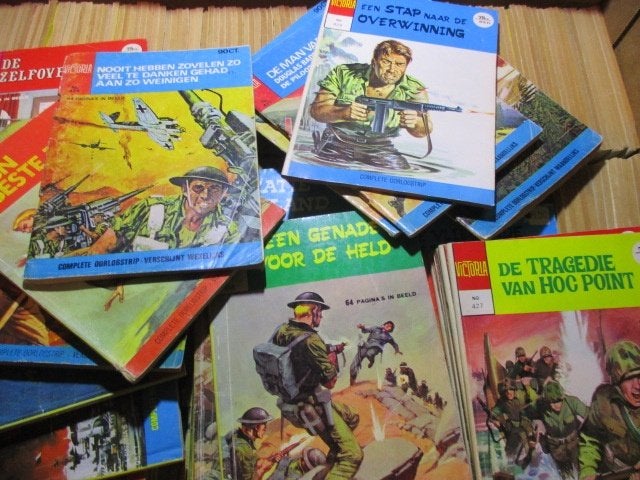 w0485 victoria ministrip 374 stuks, Meerdere stripboeken, Ophalen, Gelezen