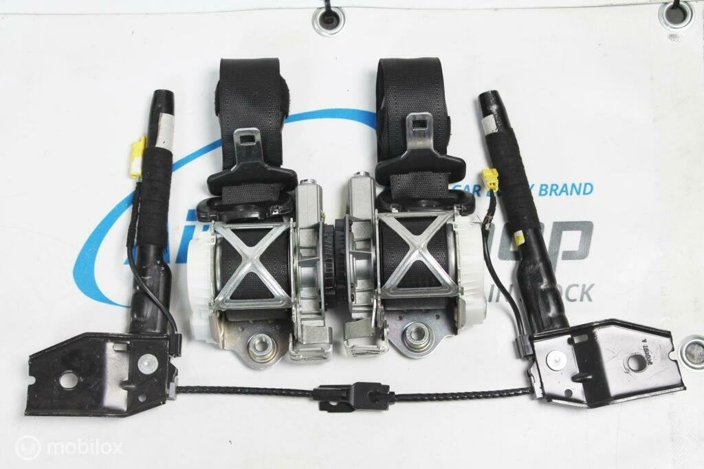 2 x gordels + 2 x spanners Fiat 500 (2007-2016)