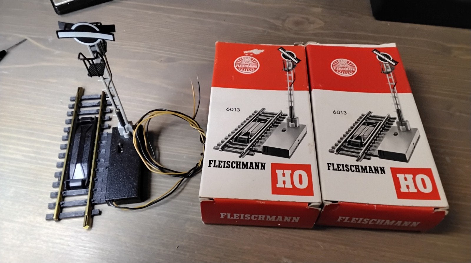 1x Fleischmann 6013 H0 - Ontkoppelrail Elektrisch met range, Hobby en Vrije tijd, Gelijkstroom, Fleischmann, Nieuw, Rails
