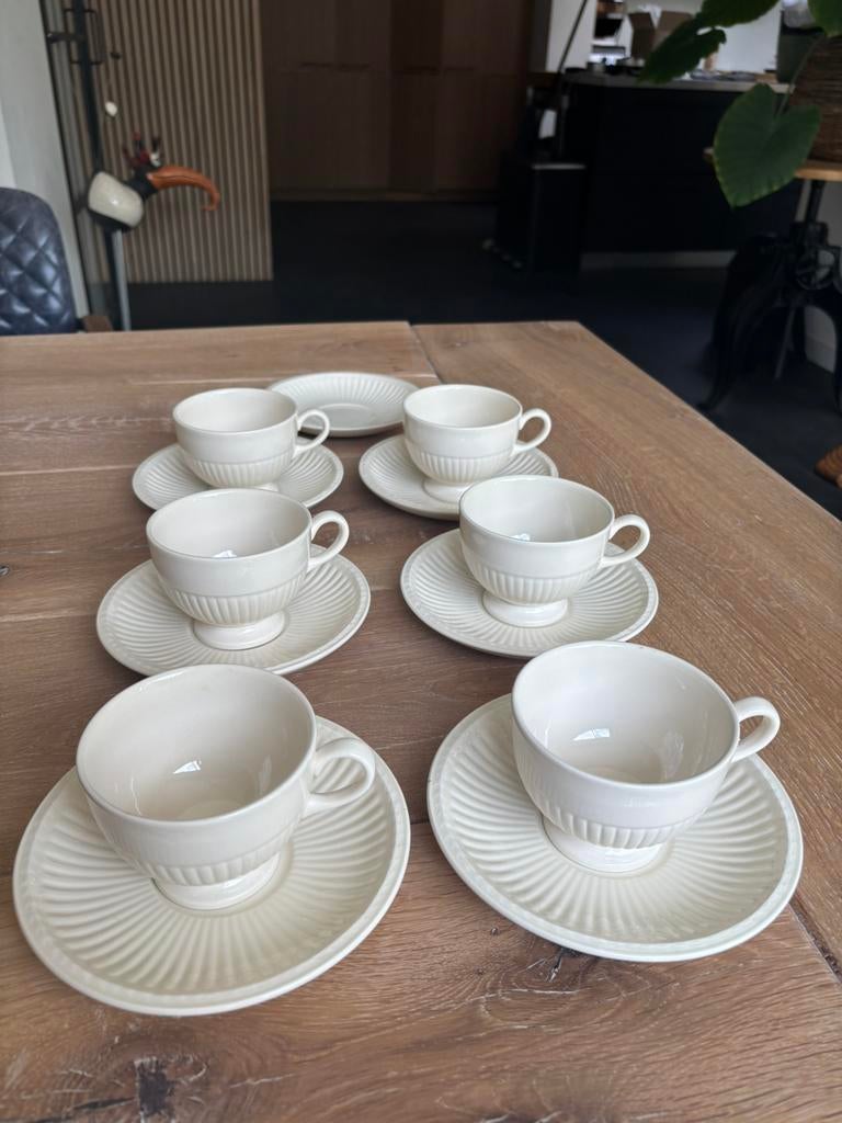 Wedgwood Edme Kop en Schotel Set - Crèmekleurig Servies, Ophalen of Verzenden