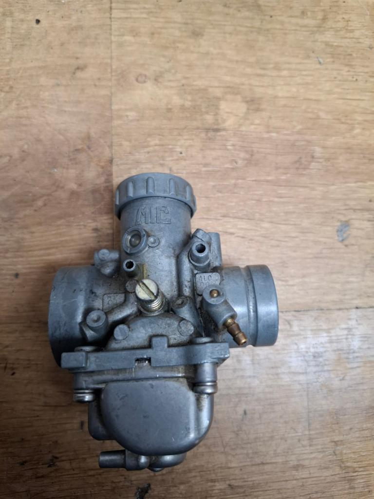 Te koop 28mm mikuni Carburateur, Motoren, Ophalen of Verzenden
