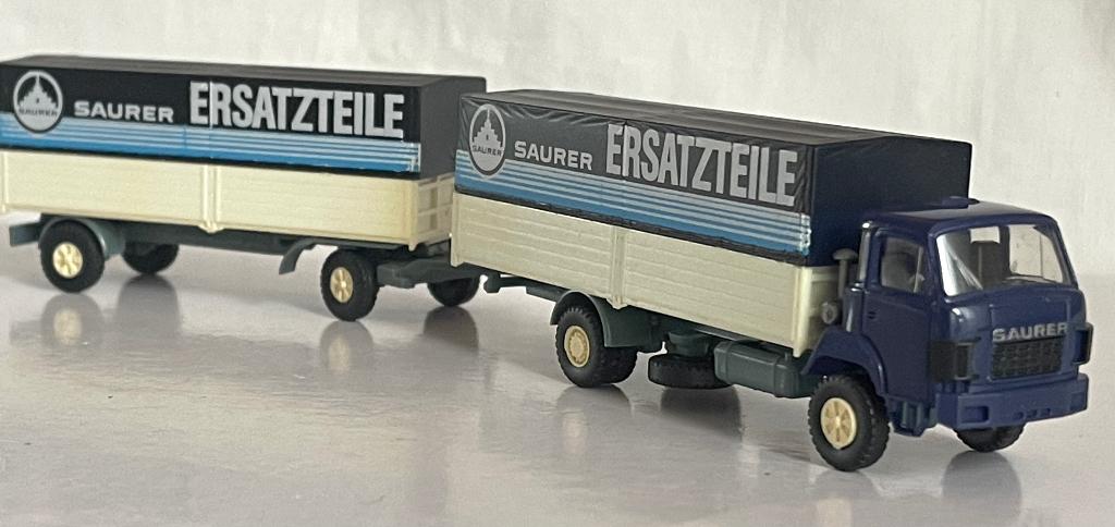 Wiking: Saurer D290 combinatie "Saurer Ersatzteile, Ophalen of Verzenden, Zo goed als nieuw, Bus of Vrachtwagen, Wiking